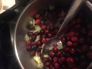 savory cranberry brie bites onion rosemary filo dough cups