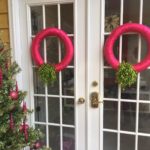5-minute ribbon and wrapping wreath