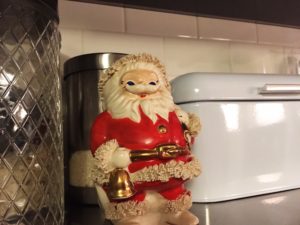 vintage spaghetti santa figurine