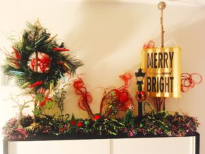 Christmas display mantel design