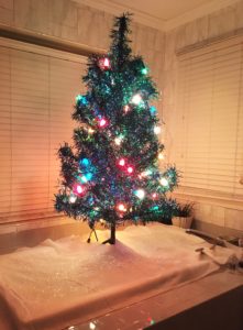 No space to stick another Christmas tree? Give it a bath!